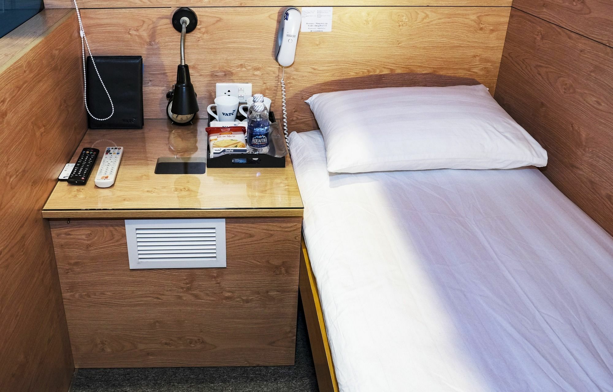 Vatc Sleep Pod Terminal 1 Hotell Noi Bai Eksteriør bilde